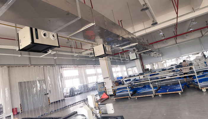 廠房車間制冷降溫，應(yīng)用蒸發(fā)冷省電空調(diào)-臥式射流空調(diào)機(jī)組